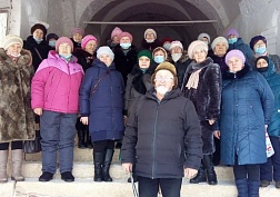 Новодвинские пенсионеры посетили Сийскую обитель